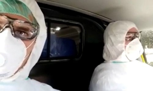 [VIDEO] Djelatnici splitske Hitne pomoći zapjevali 'Kada umren umotan u bilo'