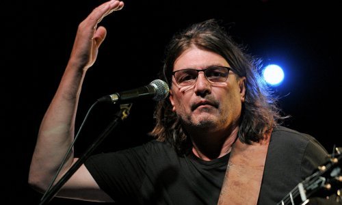 I Rambo Amadeus se oglasio oko koronavirusa: 'Perite ruke opsesivno, temeljito, često'