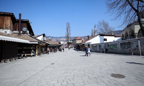 U cijeloj BiH uvedena apsolutna zabrana kretanja od 18 sati navečer do 5 sati ujutro