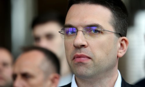 Naš europarlamentarac poziva: Vratimo proizvodnju lijekova u Europu, skoro sve se radi u Kini i Indiji