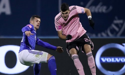 NK Lokomotiva objavila duhovit uradak; u glavnoj ulozi je Marko Tolić koji je zabio lude golove u HT Prvoj ligi, a sada se zaigrao s wc papirom