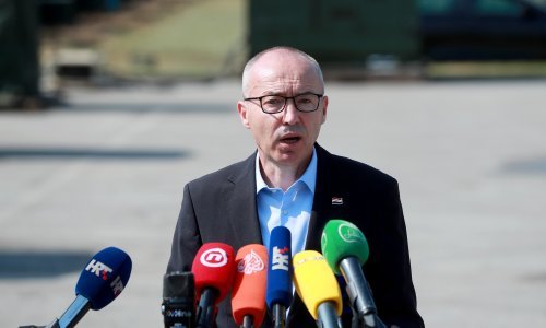 Krstičević: Hrvatskoj na raspolaganju 16 helikoptera za pomoć u slučaju potrebe