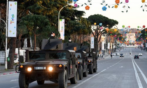 Albanija uvela policijski sat i razmjestila vojsku na ulicama