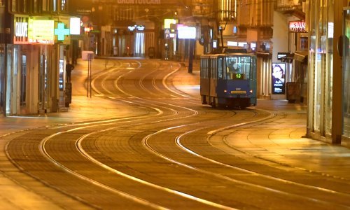 [FOTO] Koronavirus ispraznio centre gradova diljem Hrvatske: Puste ulice Zagreba, Splita i Rijeke