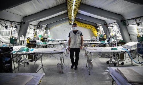 Conte: Italija zatvara sve proizvodne aktivnosti koje nisu nužne