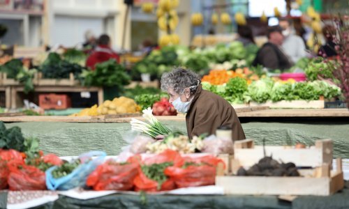 Konzum će otkupljivati voće i povrće malih proizvođača koji su svoje proizvode prodavali na tržnicama