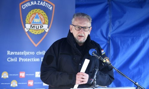 Davor Božinović: Izdano je 450 tisuća e-propusnica, a do kraja dana možda ih bude pola milijuna