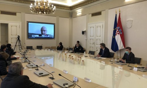 Vlada okupila Znanstveni savjet za borbu protiv koronavirusa, evo tko je sve sudjelovao na sastanku s Plenkovićem