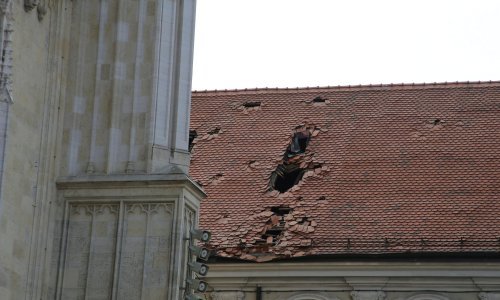 Telefonske linije za pogođene potresom zaprimile 20.000 upita