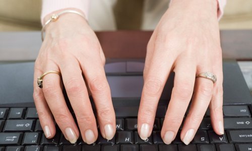 Kako pravilno očistiti i zaštititi nakit tijekom pandemije koronavirusa