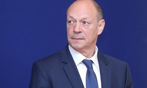 IDS: Vladin prijedlog o praćenju svih telefona je ekstreman i jako opasan