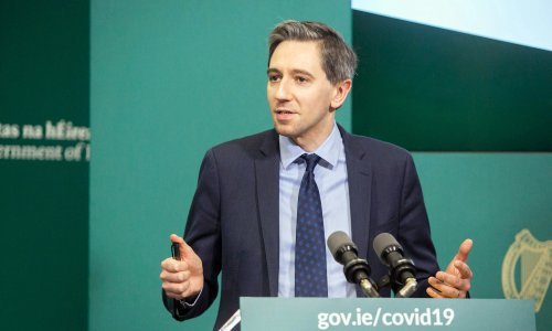 Irski ministar zdravstva žrtva bizarne 'igre' s koronavirusom
