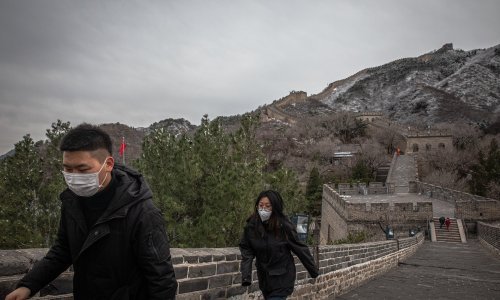 U Kini 55 novozaraženih, zemlja se zatvara za strance