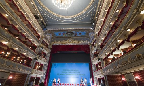 Drama HNK Split na Svjetski dan kazališta poslala poruku solidarnosti i zajedništva