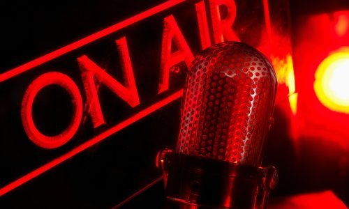 Apel radijskim postajama: Otvorite eter domaćim glazbenicima van estrade, koronavirus i njih je pogodio