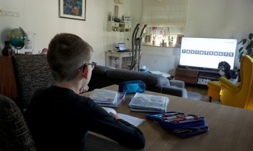 Učenik dobio jedinicu iz tjelesnog u nastavi na daljinu