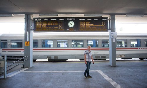 Nekad najveće željezničko čvorište u Europi stavilo je ključ u bravu. Nisu ga zatvorili ni ratovi, ni Tito, ali protiv virusa nije išlo