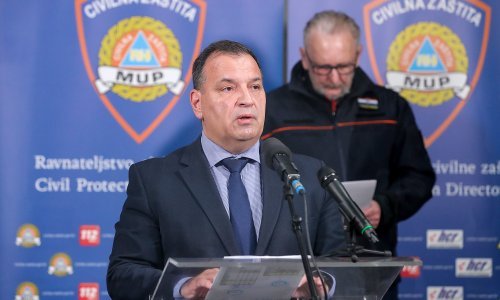 Beroš: Žalosti me to što se mladi u Splitu, Šibeniku i Zadru druže u kafićima iza zatamnjenih stakala