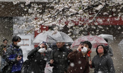 Japan uvodi izvanredno stanje i priprema 990 milijardi dolara za gospodarstvo