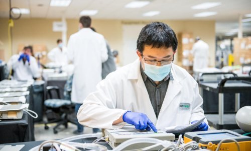 Otkriven novi soj koronavirusa: Zarazniji od ranijih verzija, ljude čini slabijima na sve druge infekcije