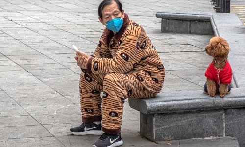 Samoća, bol i strah: Svoje priče o koronavirusu ispričalo je 12 oboljelih s raznih strana svijeta