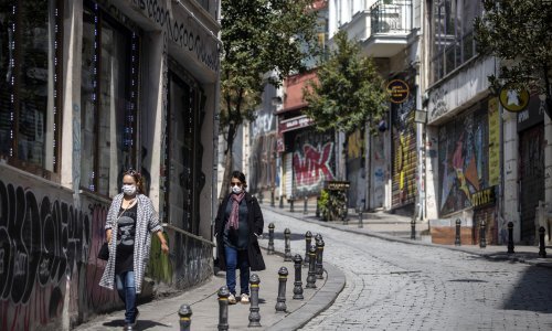 Erdogan: Turska mora nastaviti proizvoditi usprkos koronavirusu