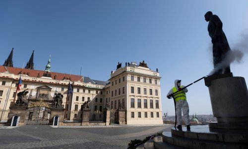 Česi kreću sa sportom i kulturom do sto ljudi, Španjolska dopušta izlazak na sat vremena za bavljenje sportom
