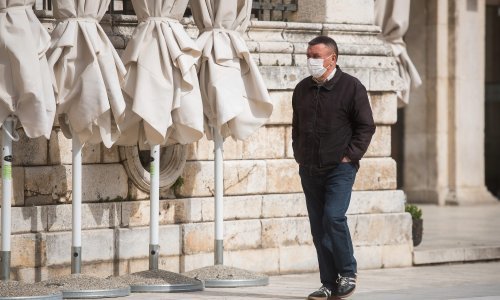 Zadar: Jedan novooboljeli, ukupno 51 osoba zaražena