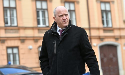 Bačić o gospodarskim mjerama: U grubim crtama upoznali smo se s novim setom koje će u četvrtak biti na Vladi