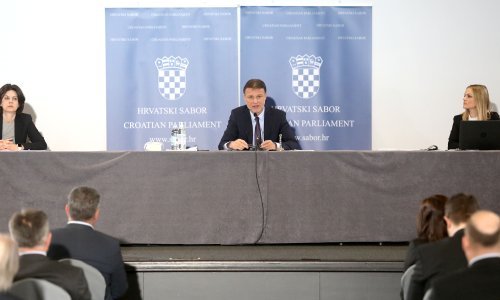 Jandroković: Nadam se da se nakon Uskrsa vraćamo u saborsku zgradu