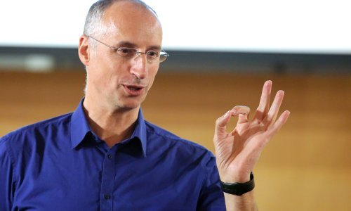 Misterij života na Facebooku: Znanstvenik Ivica Puljak na svom kanalu drži predavanja za djecu, mlade i odrasle