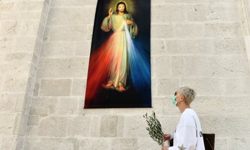 Danas je Cvjetnica, ove godine drukčija nego ikad zbog koronavirusa i potresa