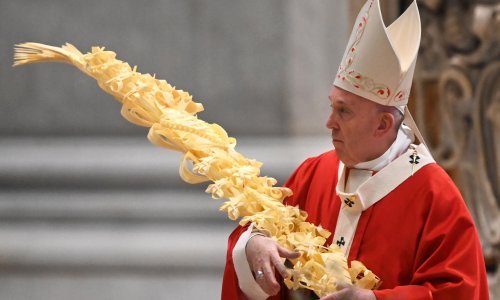 Vatikan u doba koronavirusa: Papa Franjo osjeća se kao u kavezu, umirovljeni Benedikt XVI. uskoro slavi 93. rođendan