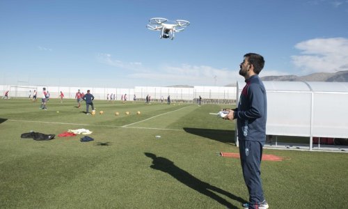 U Čepinu služena misa, dron otkrio da se u Osijeku igra nogomet