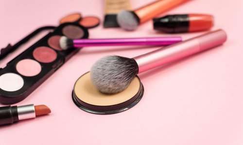 Kako znati je li vašim omiljenim kozmetičkim proizvodima došlo vrijeme da otputuju ravno u smeće