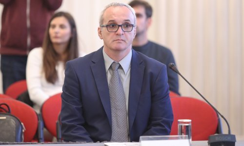 HND i SNH traže hitne mjere za spas novinarstva