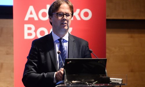 Addiko banka oslobađa plaćanja naknade zdravstvene djelatnike