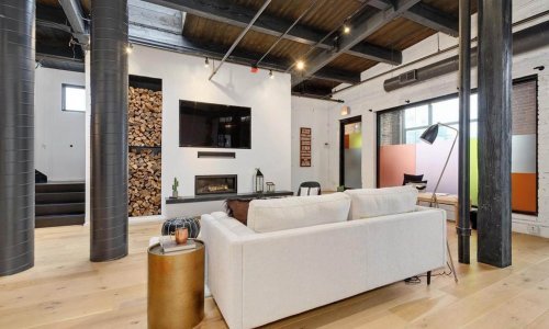 Stan koji odiše posebnim šarmom: Savršen spoj minimalizma i industrijskog chica