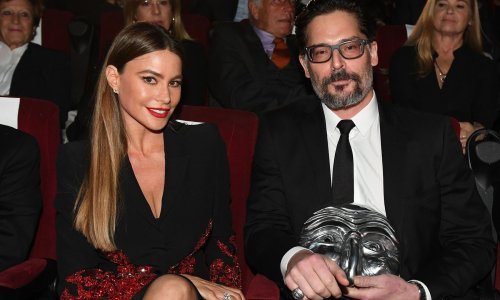 Zgodni glumac prisjetio se trenutka kada je prvi puta ugledao svoju današnju suprugu Sofiju Vergaru: 'Jednostavno nisam mogao skinuti pogled s nje'