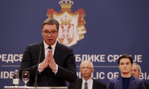 Vučić možda ukine izvanredno stanje do kraja travnja; susreo se i sa zaraženim sinom Danilom