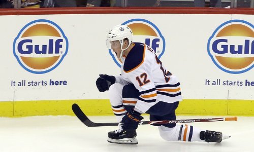 U dobi od 25 godina preminuo hokejaš NHL momčadi; mladi sportaš od utorka je u bolnici, ali se nije uspio oporaviti