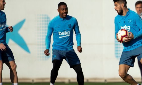 Ruse ni karantena ne može zaustaviti; iz Zenita objavili snimku na koji način su predali trofejem svojem igraču mjeseca, a najdeblji kraj izvukla - mačka