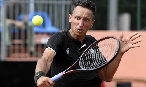 Potresna priča teniskog profesionalca koji je zaradio više od pet milijuna dolara; htjeli su sve znati, a nisu mu mogli jamčiti sigurnost obitelji