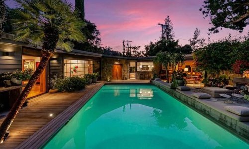 Proslavljena pjevačica neobičnog stila počastila se domom koji plijeni posebnim šarmom