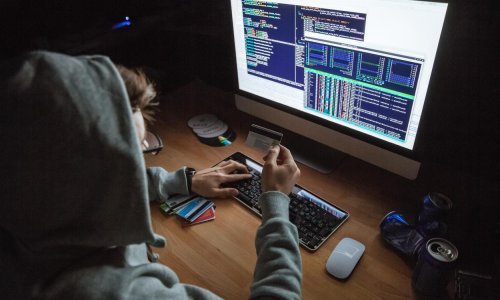 Znate onog nigerijskog princa što vam se javlja na mail? E, pa uhićen je!