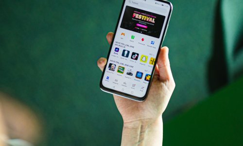 Huawei P40 lite E s trostrukom AI kamerom stigao je i u Hrvatsku