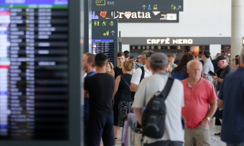 Česi dolaze - agencije predlažu zračne i cestovne koridore za nezaražene turiste