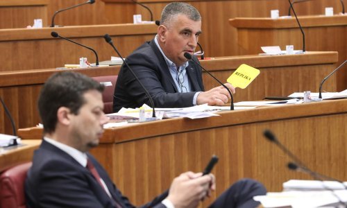 Bulj: Milanovićeva je izjava sramotna, tražim da se ispriča svim HOS-ovcima