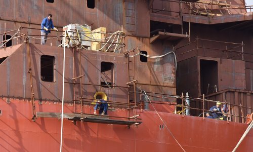 U 3. maju rade bez prestanka; stiglo im 1000 tona čeličnih limova za gradnju mega luksuznog kruzera