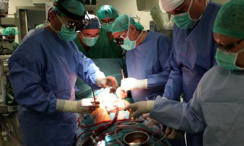 Beroš najavio povratak operativnih zahvata u bolnice; pacijente će prvo testirati